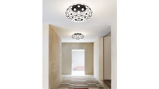 Lampada a soffitto Mesh con struttura in acciaio con lenti in policarbonato di Luceplan